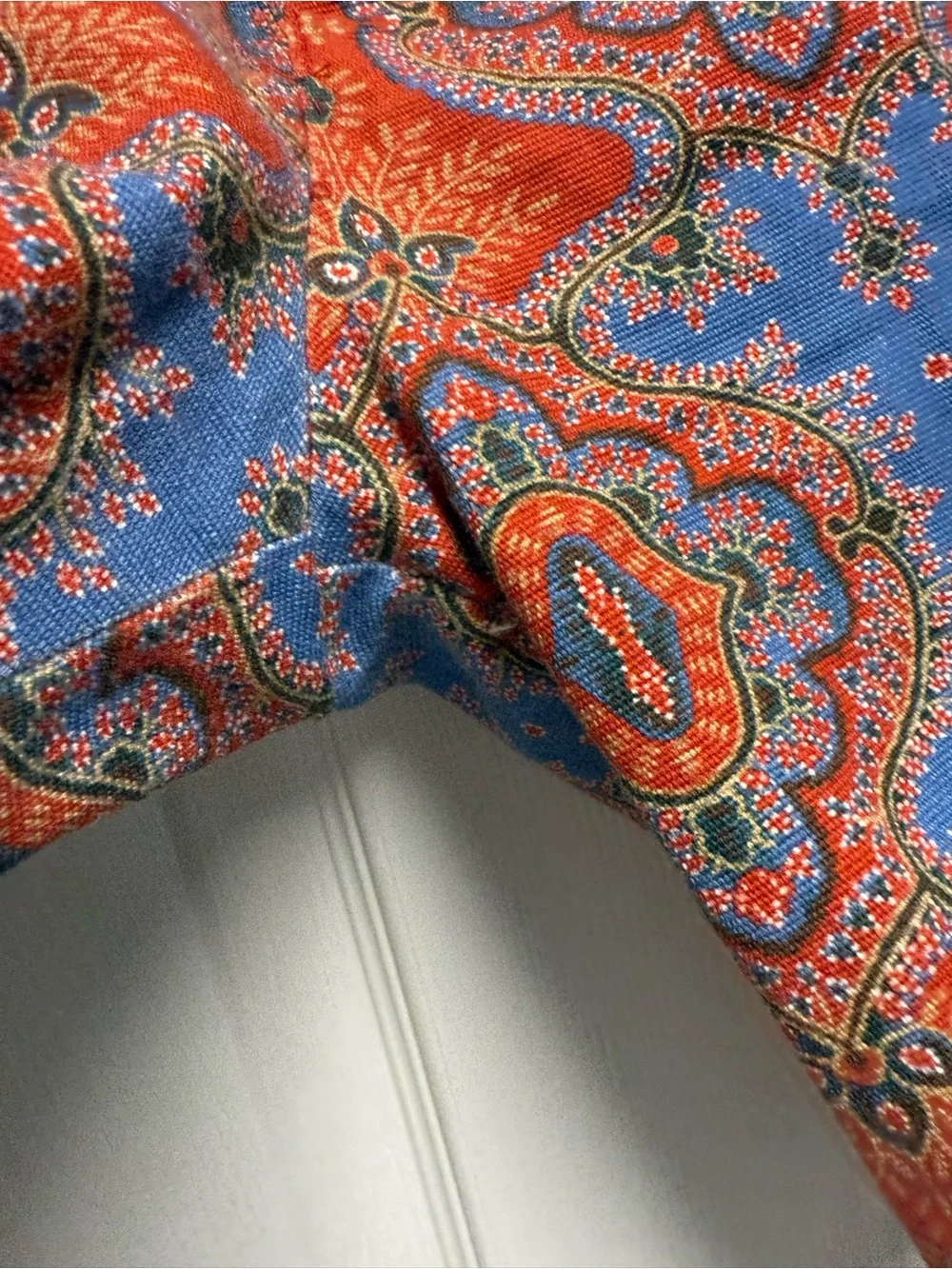 J. McLaughlin Men’s Blue Label with Paisley Detail Orange and Blue
